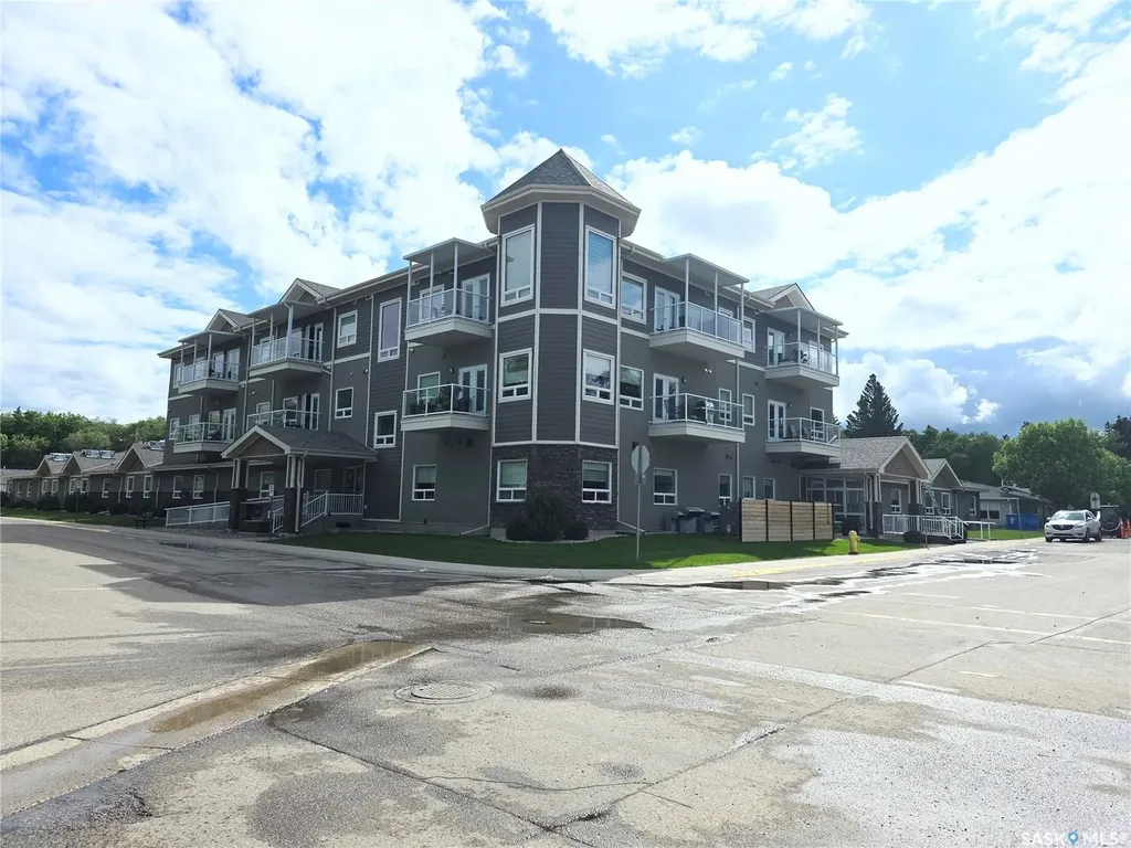 510 4th Avenue Rosthern SK S0K 3R0