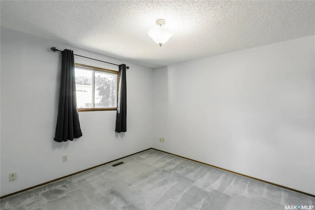 758 Lenore Drive Saskatoon SK S7K 6A8