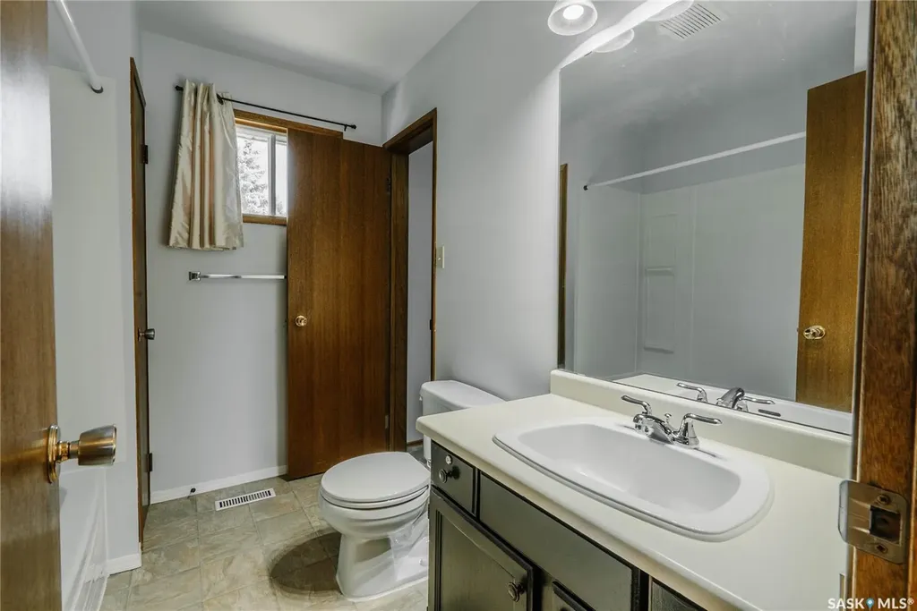 758 Lenore Drive Saskatoon SK S7K 6A8