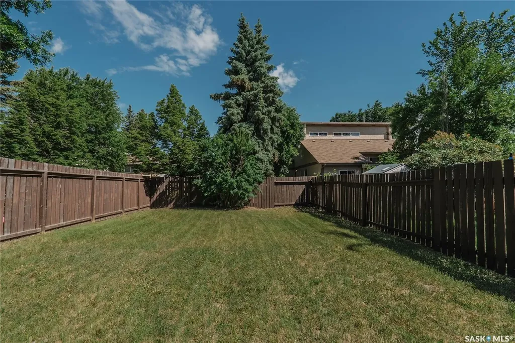 758 Lenore Drive Saskatoon SK S7K 6A8