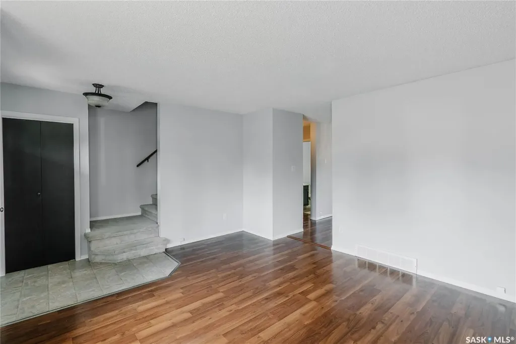 758 Lenore Drive Saskatoon SK S7K 6A8