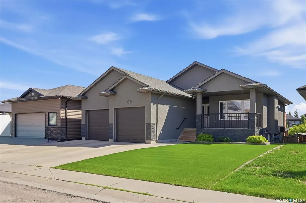 238 Greenfield Crescent Saskatoon SK S7R 0B6