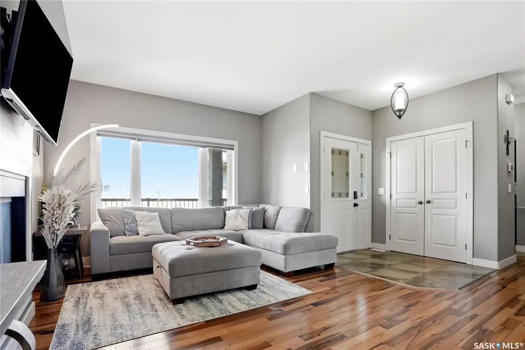 238 Greenfield Crescent Saskatoon SK S7R 0B6