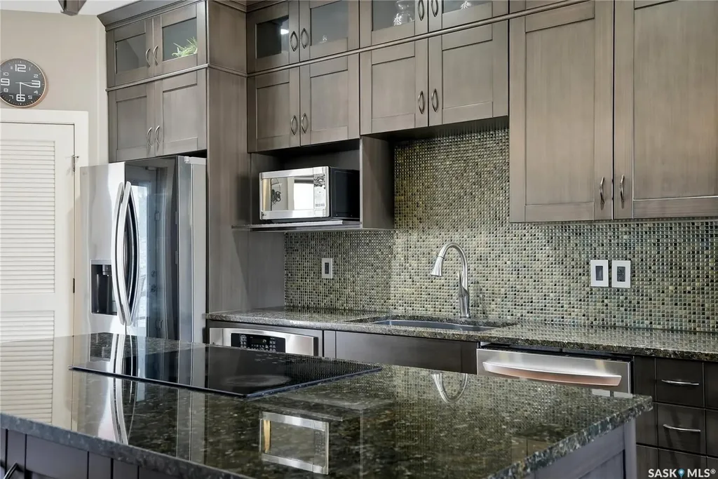 238 Greenfield Crescent Saskatoon SK S7R 0B6
