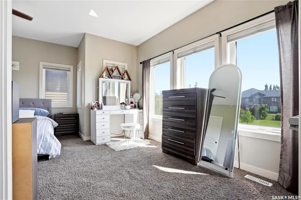 238 Greenfield Crescent Saskatoon SK S7R 0B6