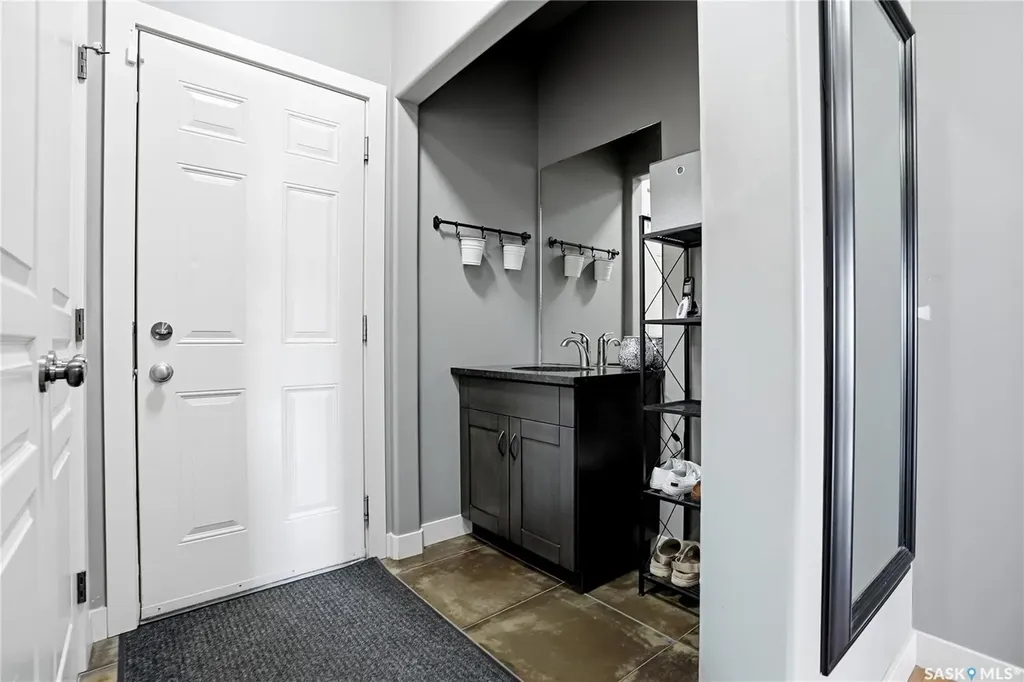 238 Greenfield Crescent Saskatoon SK S7R 0B6