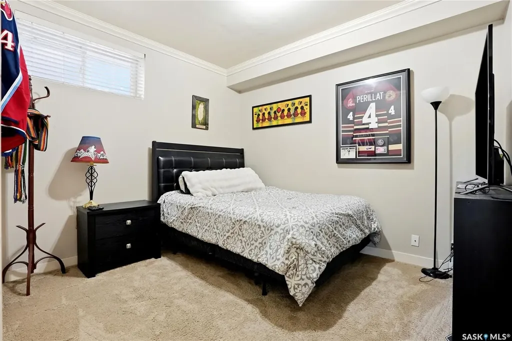 238 Greenfield Crescent Saskatoon SK S7R 0B6