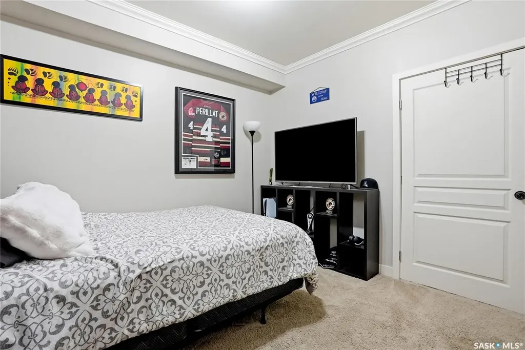 238 Greenfield Crescent Saskatoon SK S7R 0B6