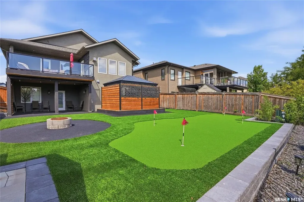 238 Greenfield Crescent Saskatoon SK S7R 0B6
