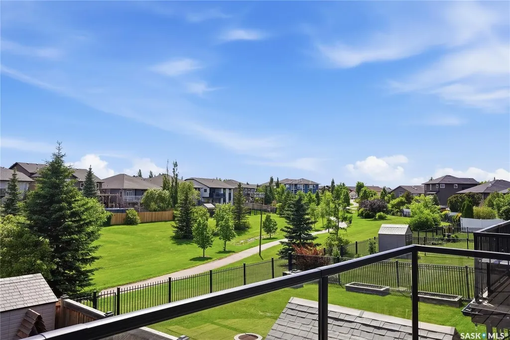 238 Greenfield Crescent Saskatoon SK S7R 0B6