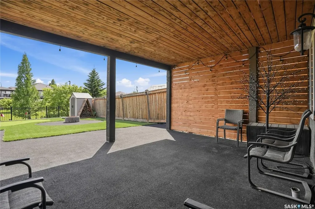 238 Greenfield Crescent Saskatoon SK S7R 0B6