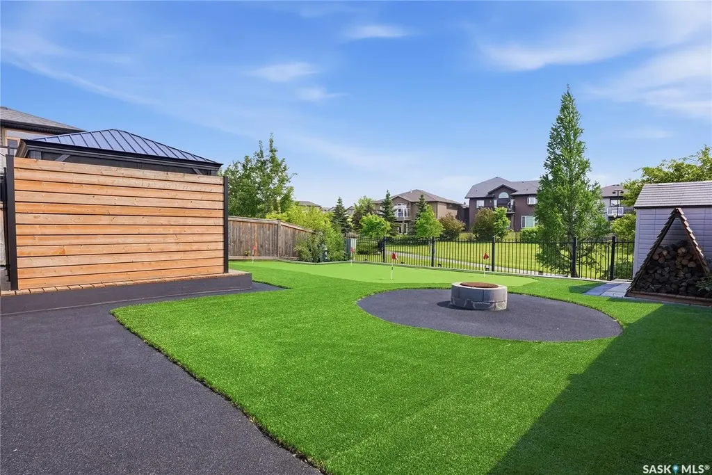238 Greenfield Crescent Saskatoon SK S7R 0B6