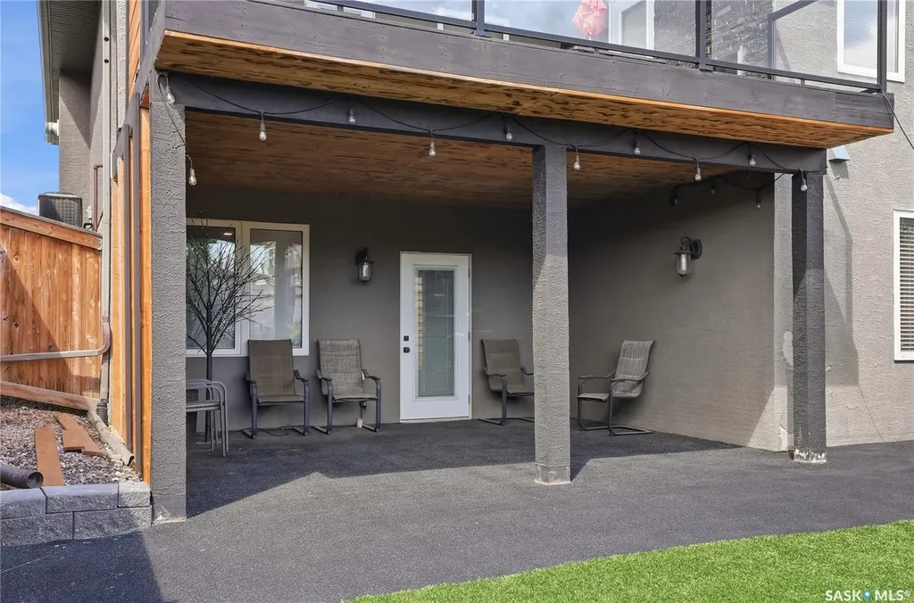 238 Greenfield Crescent Saskatoon SK S7R 0B6