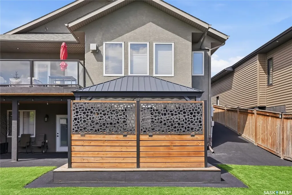 238 Greenfield Crescent Saskatoon SK S7R 0B6
