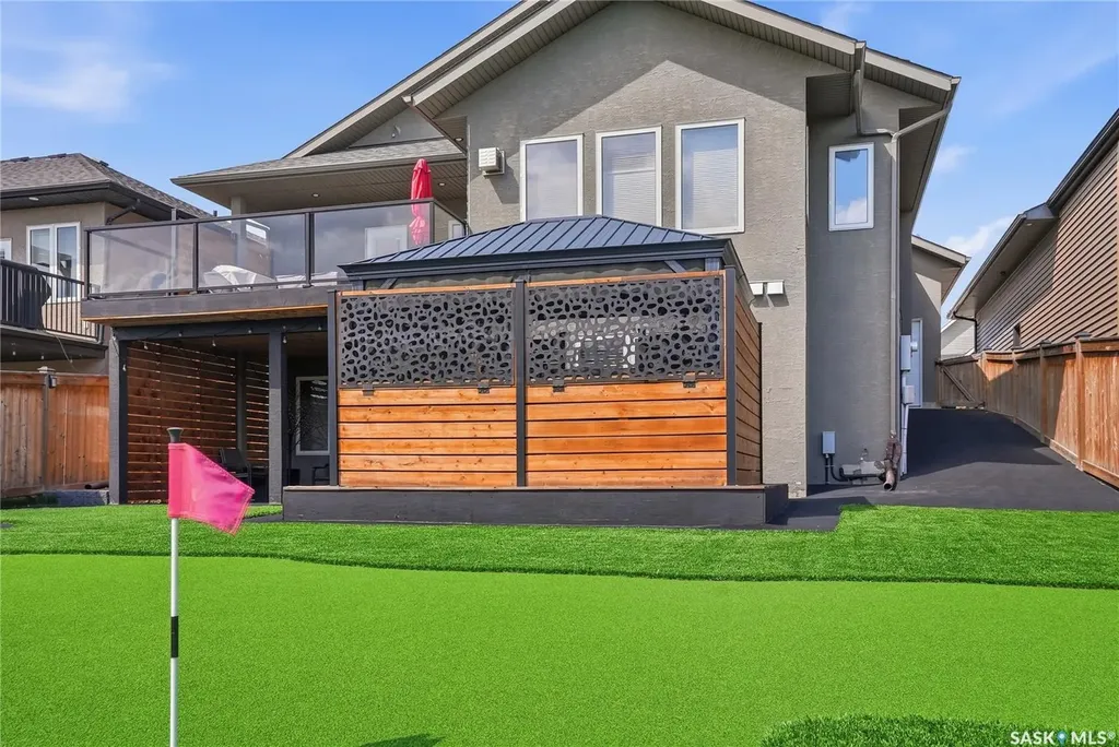 238 Greenfield Crescent Saskatoon SK S7R 0B6