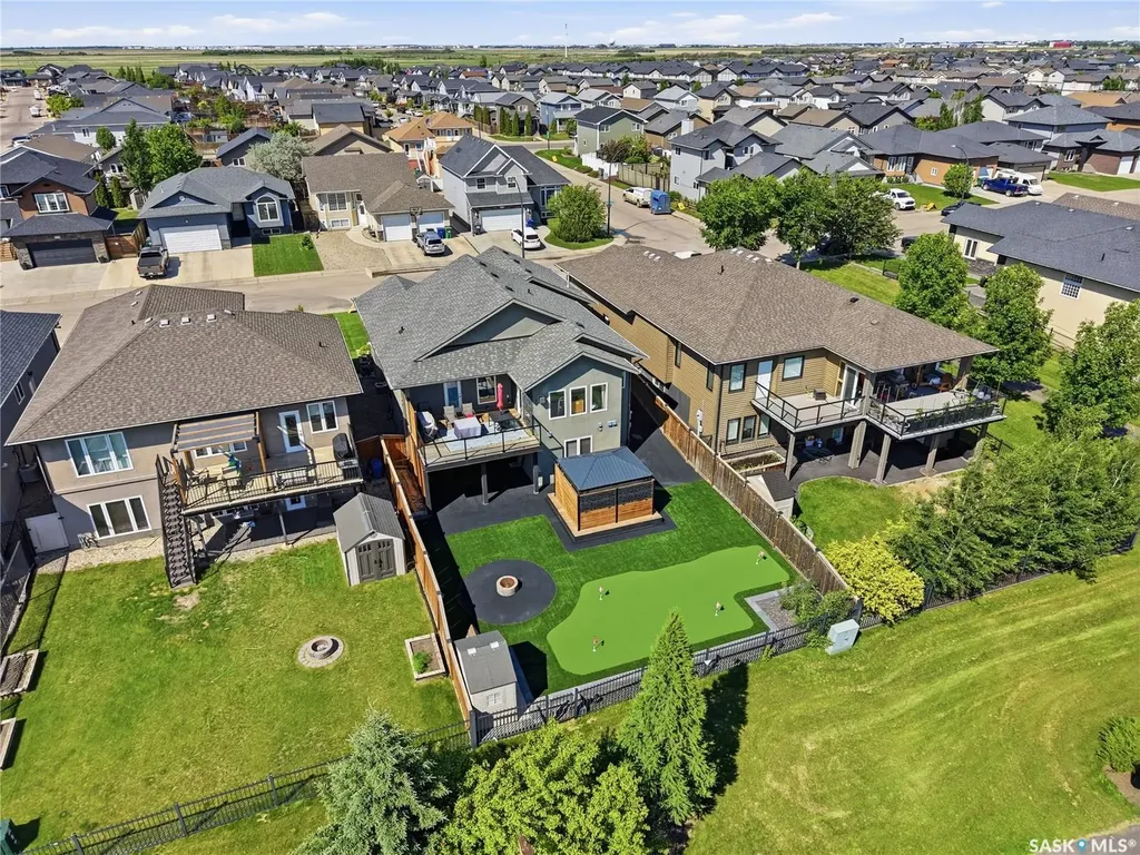 238 Greenfield Crescent Saskatoon SK S7R 0B6