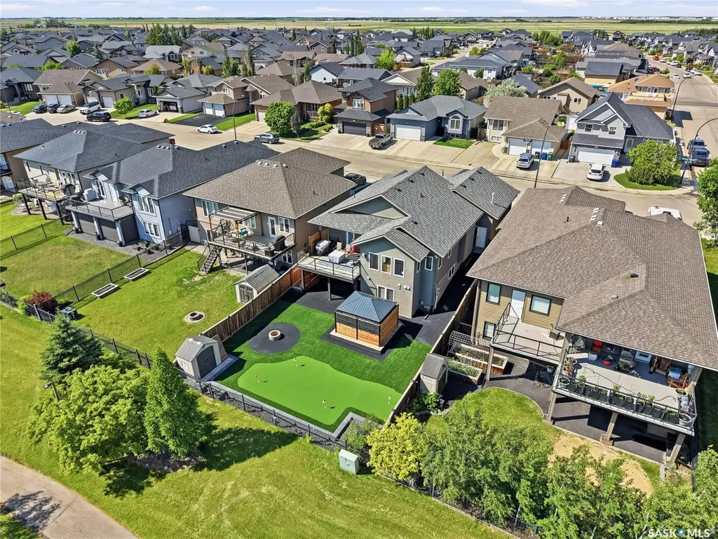 238 Greenfield Crescent Saskatoon SK S7R 0B6