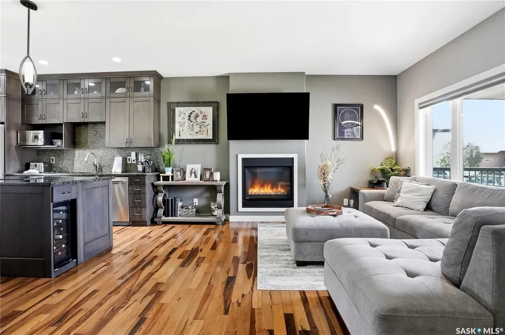 238 Greenfield Crescent Saskatoon SK S7R 0B6