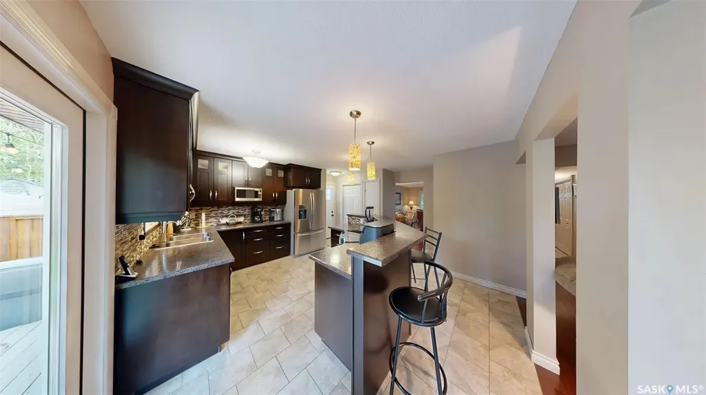2118 Elderkin Drive E Regina SK S4V 1N7