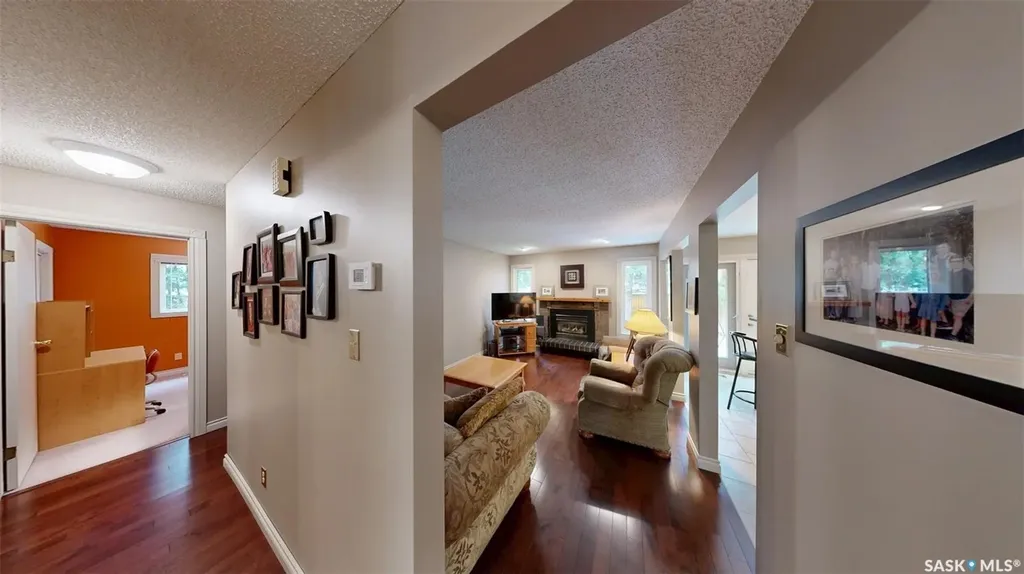 2118 Elderkin Drive E Regina SK S4V 1N7