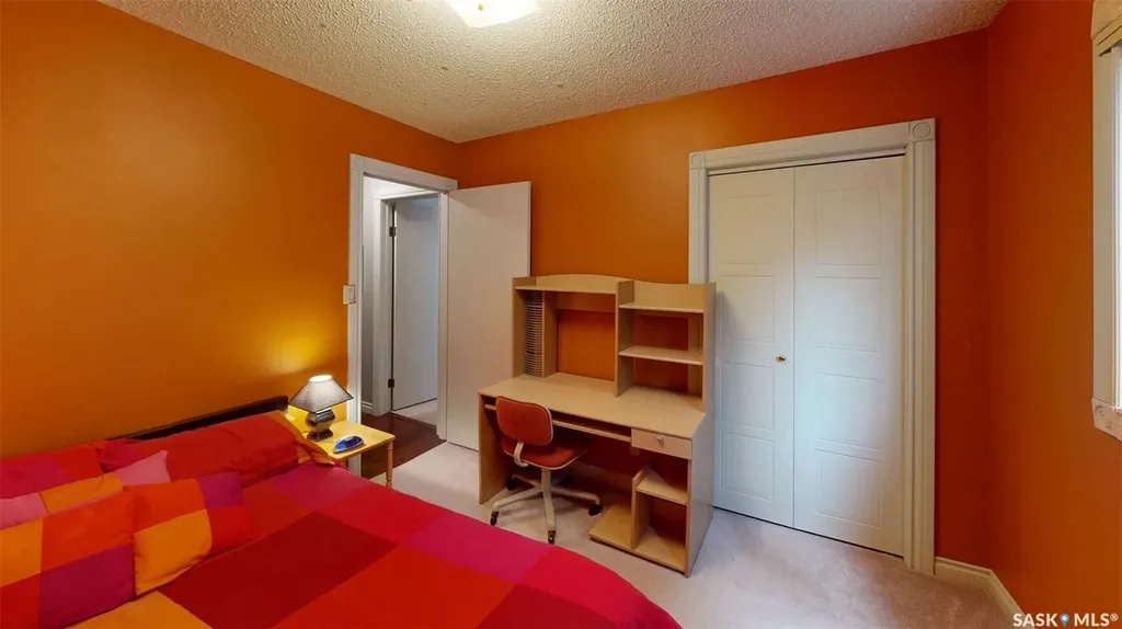2118 Elderkin Drive E Regina SK S4V 1N7