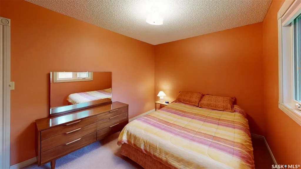 2118 Elderkin Drive E Regina SK S4V 1N7