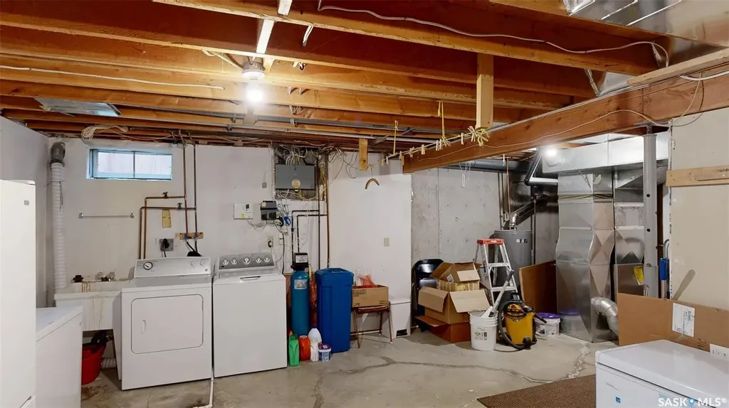 2118 Elderkin Drive E Regina SK S4V 1N7