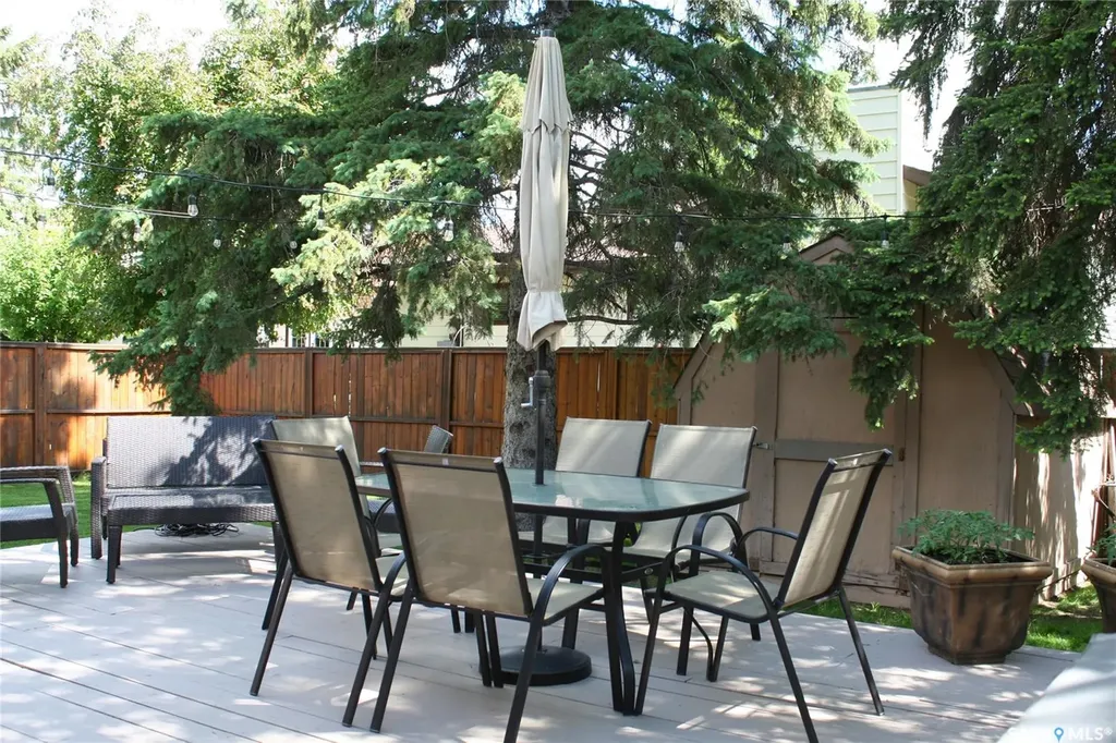 2118 Elderkin Drive E Regina SK S4V 1N7