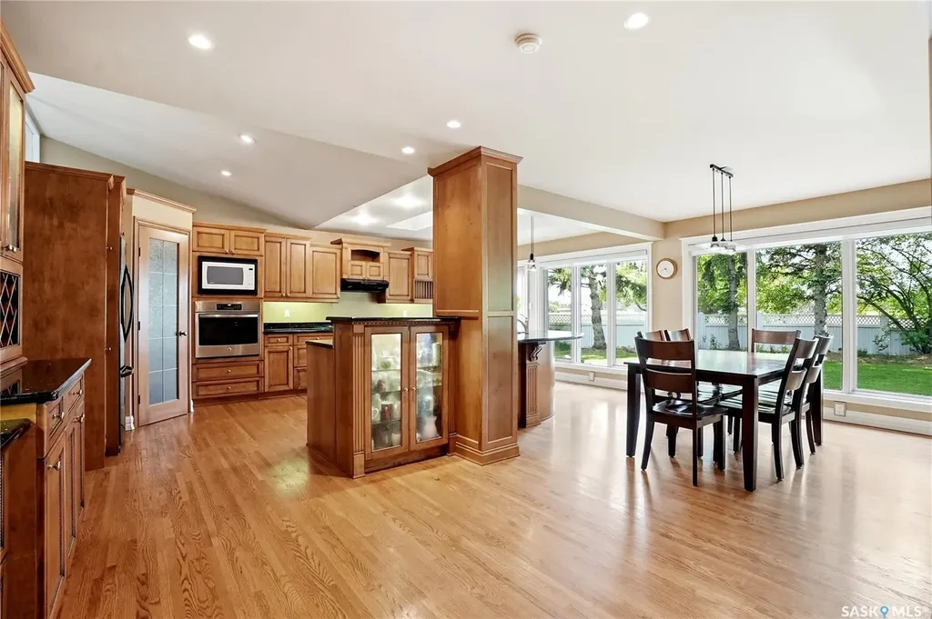 130 Mulcaster Crescent Saskatoon SK S7N 4A7