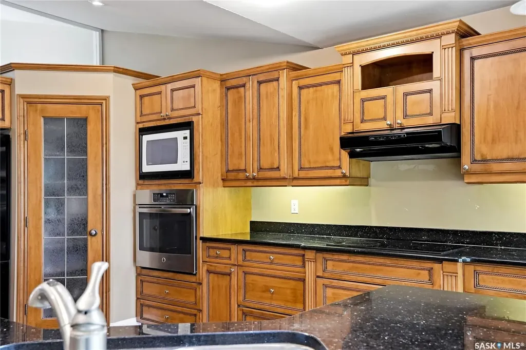 130 Mulcaster Crescent Saskatoon SK S7N 4A7