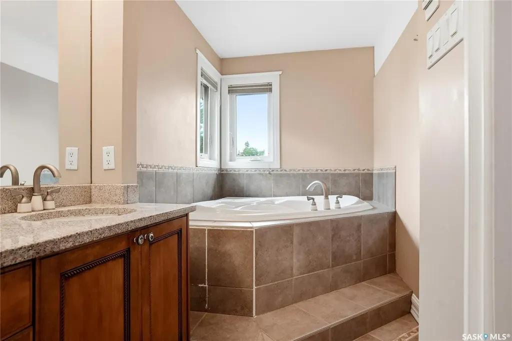 130 Mulcaster Crescent Saskatoon SK S7N 4A7