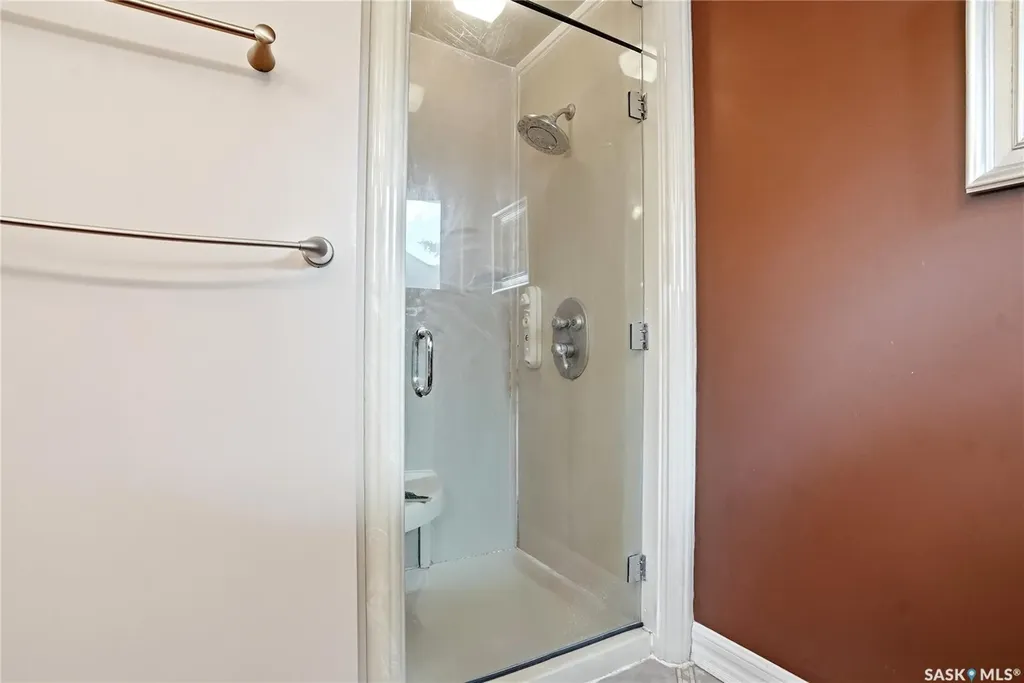 130 Mulcaster Crescent Saskatoon SK S7N 4A7
