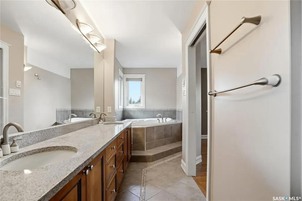 130 Mulcaster Crescent Saskatoon SK S7N 4A7