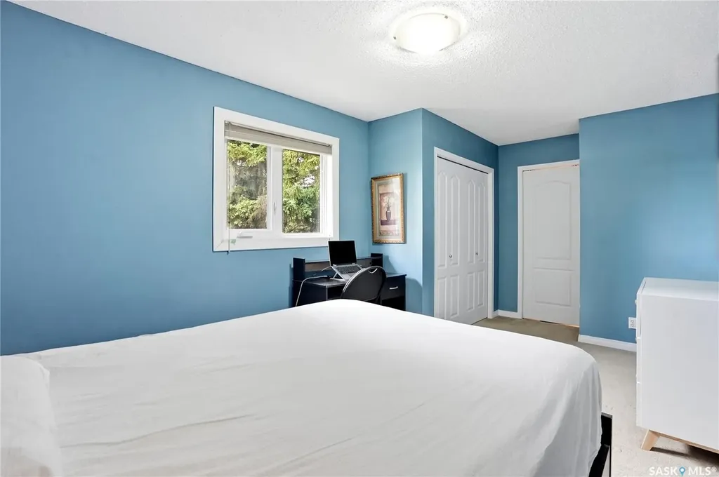 130 Mulcaster Crescent Saskatoon SK S7N 4A7