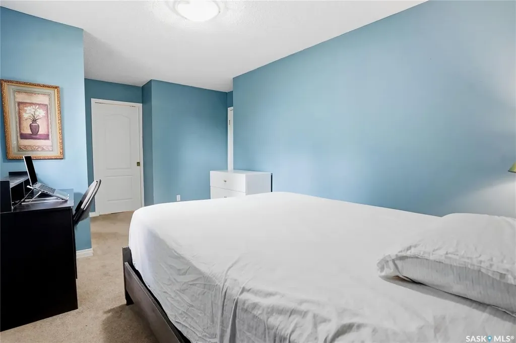 130 Mulcaster Crescent Saskatoon SK S7N 4A7