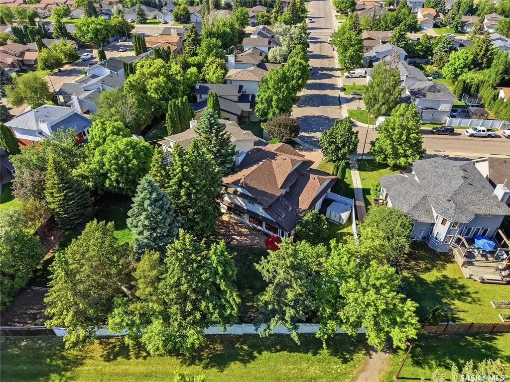 130 Mulcaster Crescent Saskatoon SK S7N 4A7