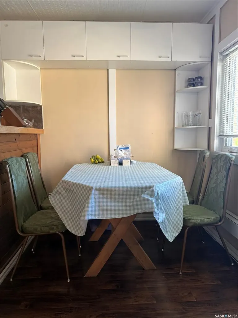 1517 3rd Street Estevan SK S4A 0S5