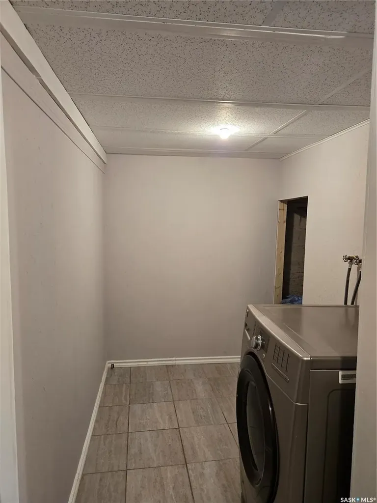 1517 3rd Street Estevan SK S4A 0S5