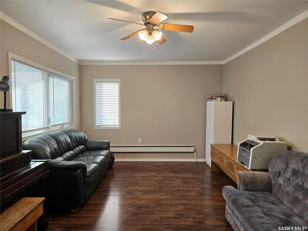 1517 3rd Street Estevan SK S4A 0S5