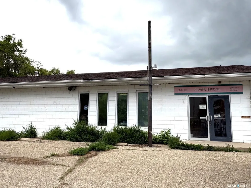 1150 O*byrne Street Moose Jaw SK S6H 7T9