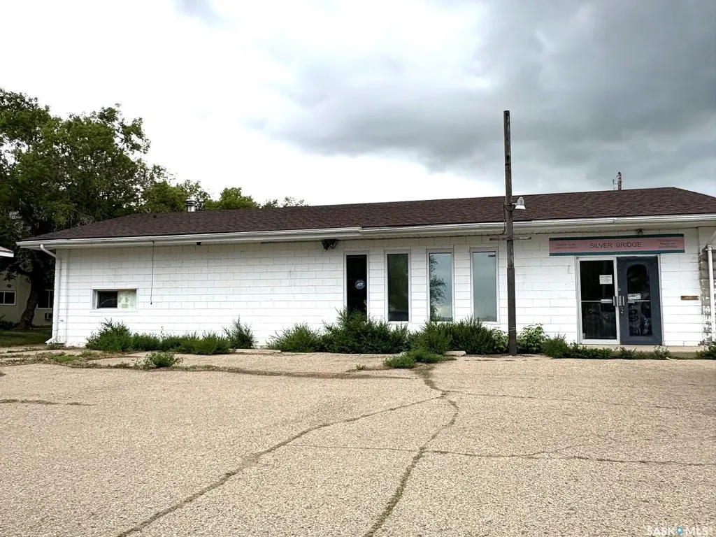 1150 O*byrne Street Moose Jaw SK S6H 7T9
