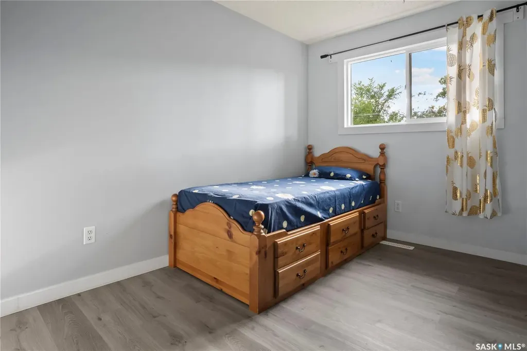 664 Retallack Street Regina SK S4T 2G4
