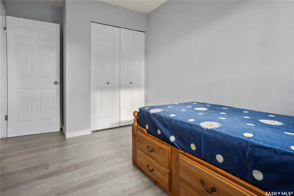 664 Retallack Street Regina SK S4T 2G4