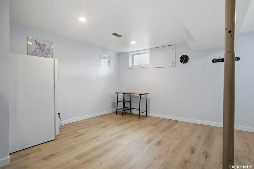 664 Retallack Street Regina SK S4T 2G4