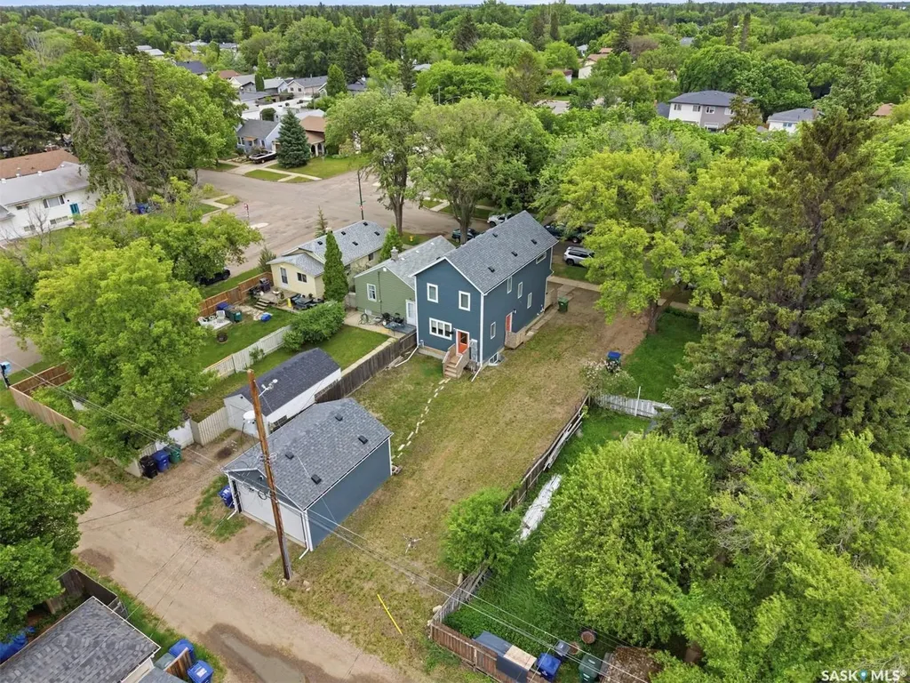 233 1st Street E Saskatoon SK S7H 1R8