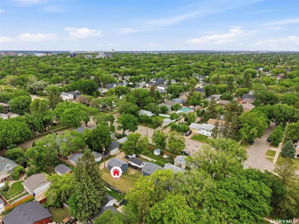 233 1st Street E Saskatoon SK S7H 1R8