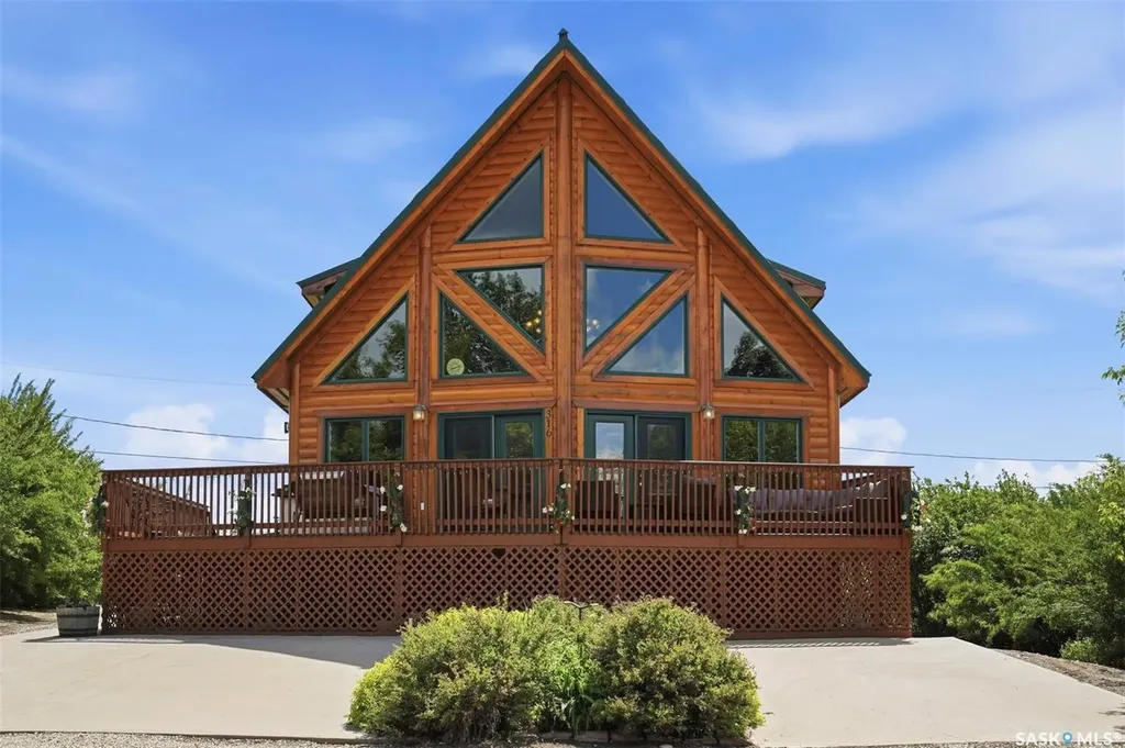 316&319 Cumming Avenue Manitou Beach SK S0K 4T1