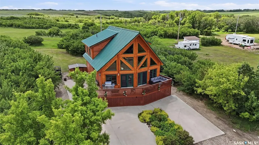 316&319 Cumming Avenue Manitou Beach SK S0K 4T1