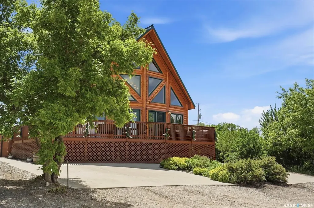 316&319 Cumming Avenue Manitou Beach SK S0K 4T1