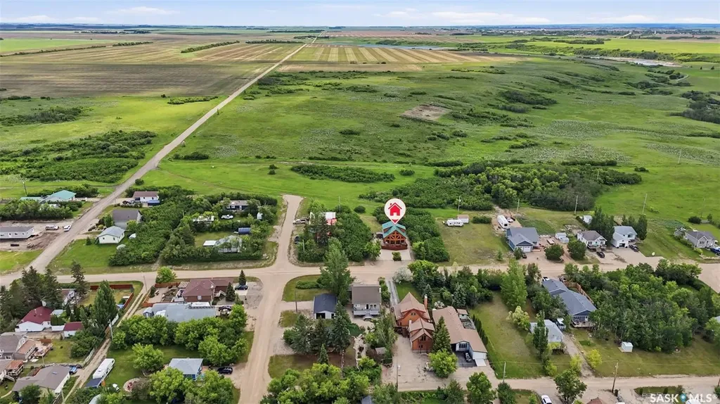 316&319 Cumming Avenue Manitou Beach SK S0K 4T1
